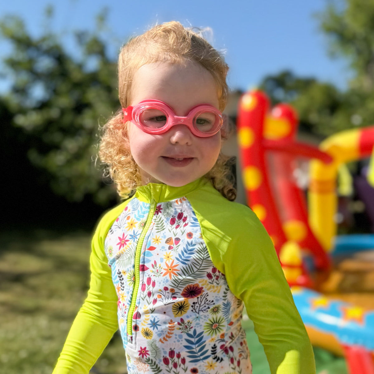 Infant Goggles Guppy Strawberry Pink  2-6 Years