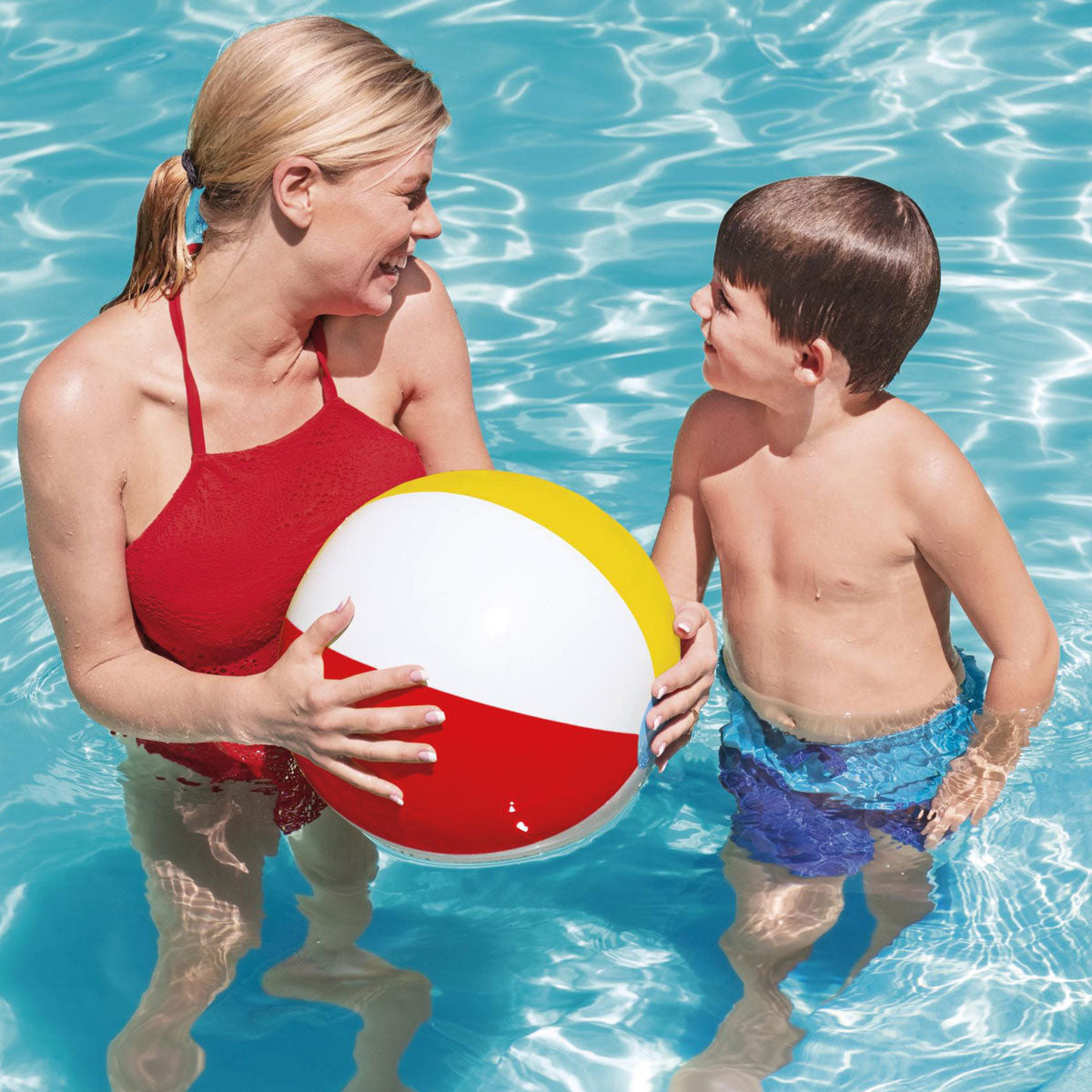 Holidaying by the Pool? Stay Safe and Have Fun! Blog