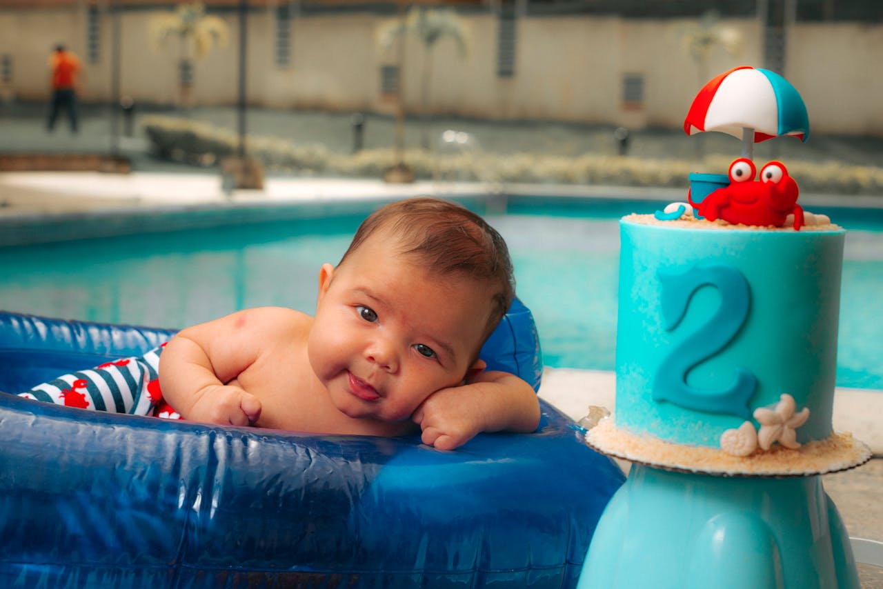 How to Choose Good Quality Swimwear for Your Toddler