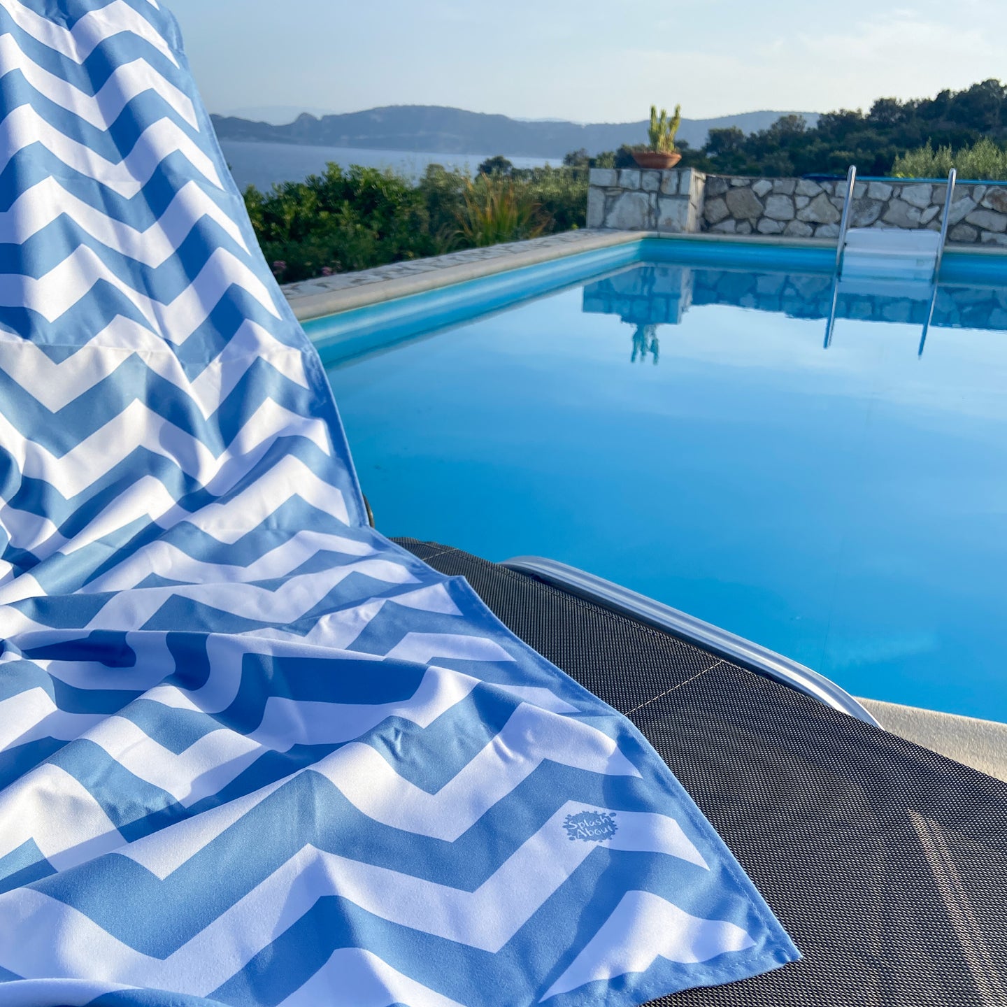 Splash About Zigzag Quick Dry Towel, Cashmere Blue