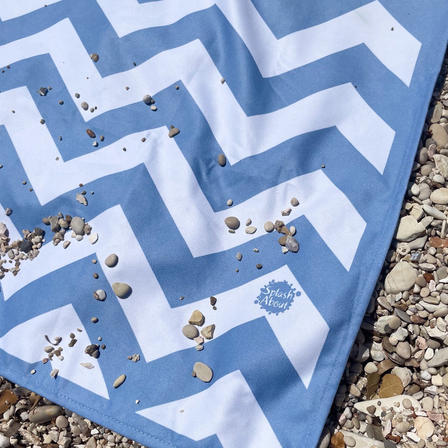 Splash About Zigzag Quick Dry Towel, Cashmere Blue
