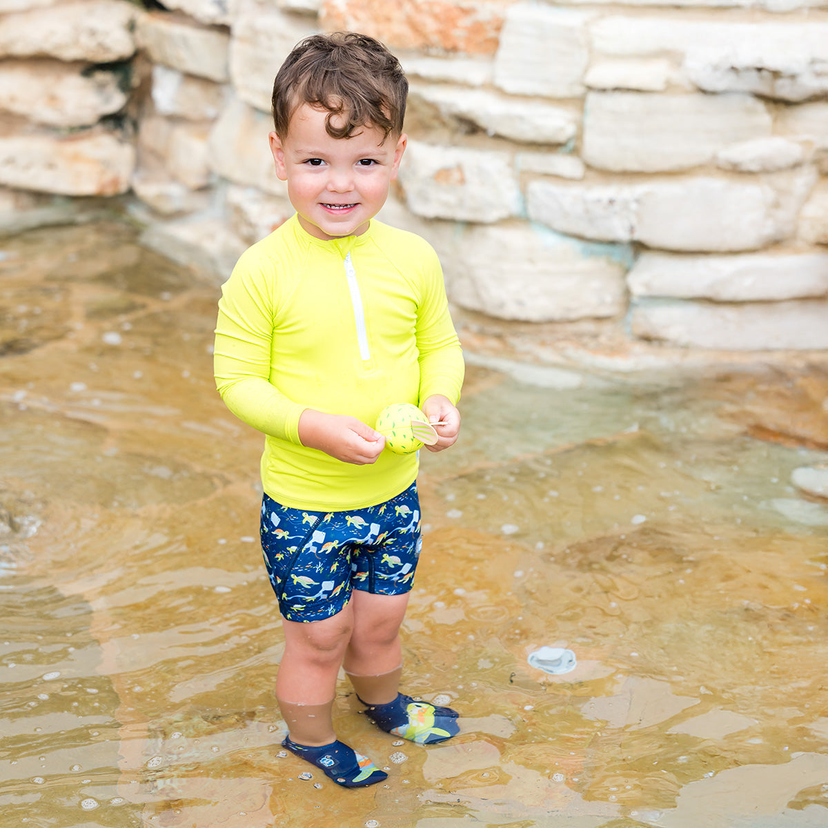 Premium Long-Sleeved Rash Vest Lime